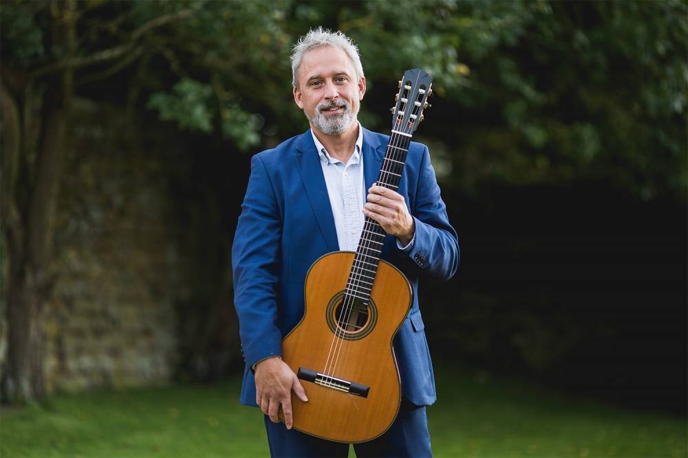 Guy - Classical Guitarist